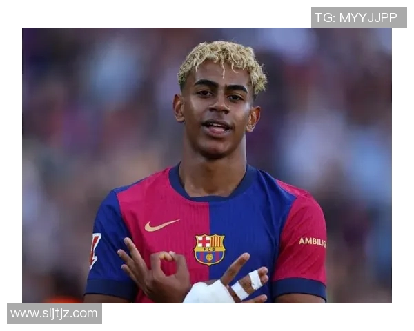 内马尔遭遇恶性竞争与欺负引发球迷热议与关注