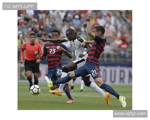 日本与加纳足球赛比分实时更新及精彩瞬间回顾